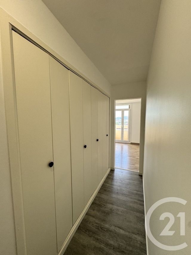 Appartement T4 &agrave; louer - 4 pi&egrave;ces - 77,75 m2 - Marseille - 13012 - PROVENCE-ALPES-COTE-D-AZUR
