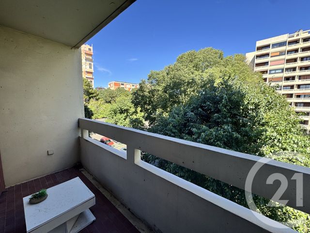 Appartement T4 &agrave; louer - 4 pi&egrave;ces - 77,75 m2 - Marseille - 13012 - PROVENCE-ALPES-COTE-D-AZUR