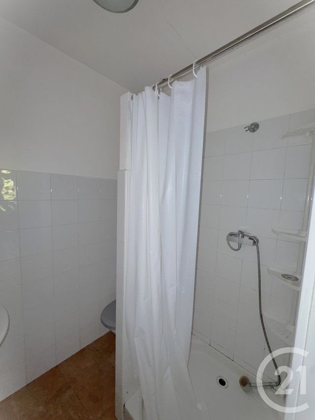 Appartement Studio &agrave; louer - 1 pi&egrave;ce - 18,02 m2 - Marseille - 13011 - PROVENCE-ALPES-COTE-D-AZUR