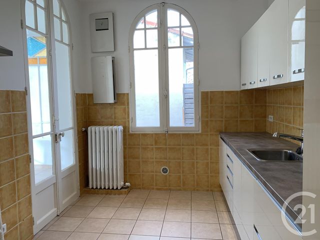 Maison &agrave; louer - 4 pi&egrave;ces - 85,15 m2 - Marseille - 13012 - PROVENCE-ALPES-COTE-D-AZUR