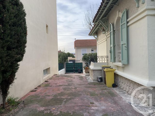 Maison &agrave; louer - 4 pi&egrave;ces - 85,15 m2 - Marseille - 13012 - PROVENCE-ALPES-COTE-D-AZUR