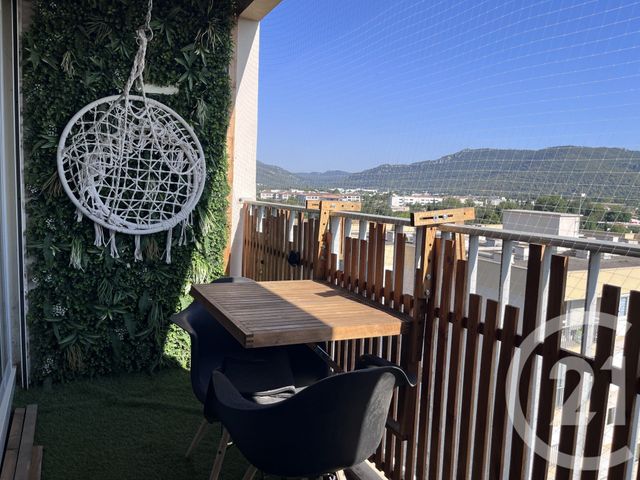 Appartement Studio &agrave; louer - 1 pi&egrave;ce - 26,55 m2 - Aubagne - 13 - PROVENCE-ALPES-COTE-D-AZUR