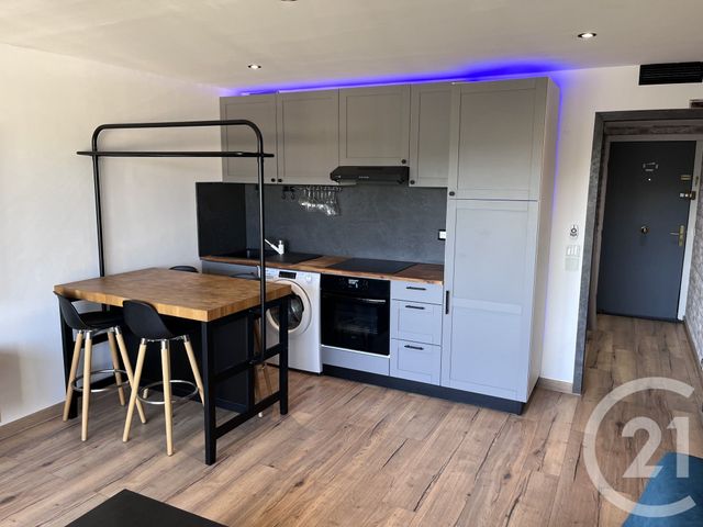 Appartement Studio &agrave; louer - 1 pi&egrave;ce - 26,55 m2 - Aubagne - 13 - PROVENCE-ALPES-COTE-D-AZUR