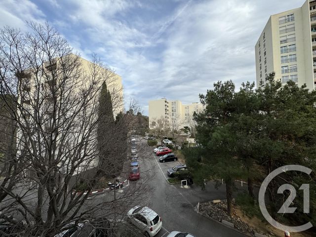 Appartement T2 &agrave; louer - 2 pi&egrave;ces - 57,08 m2 - Marseille - 13011 - PROVENCE-ALPES-COTE-D-AZUR