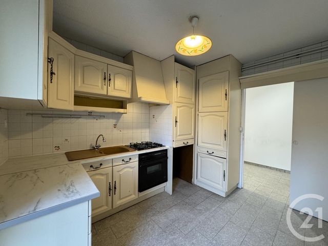 Appartement T2 &agrave; louer - 2 pi&egrave;ces - 57,08 m2 - Marseille - 13011 - PROVENCE-ALPES-COTE-D-AZUR