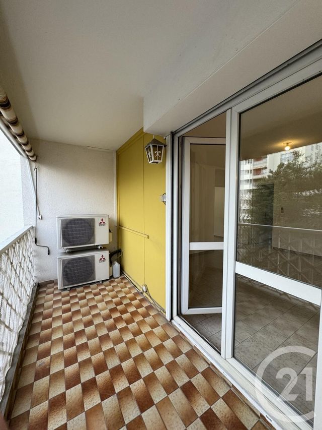 Appartement T2 &agrave; louer - 2 pi&egrave;ces - 57,08 m2 - Marseille - 13011 - PROVENCE-ALPES-COTE-D-AZUR