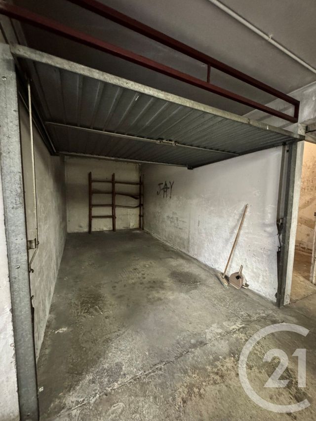 Parking &agrave; louer - 13 m2 - Marseille - 13012 - PROVENCE-ALPES-COTE-D-AZUR
