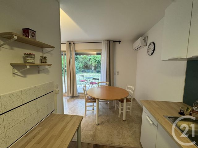 Appartement T2 &agrave; louer - 2 pi&egrave;ces - 55,23 m2 - Marseille - 13009 - PROVENCE-ALPES-COTE-D-AZUR