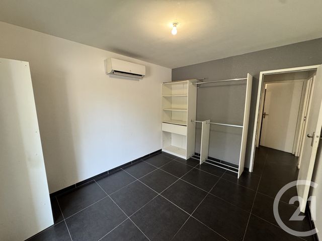 Appartement T3/4 &agrave; louer - 4 pi&egrave;ces - 83,70 m2 - Marseille - 13012 - PROVENCE-ALPES-COTE-D-AZUR