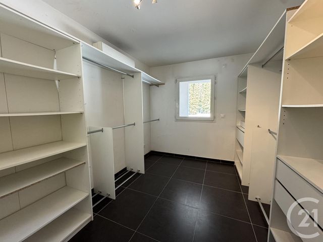 Appartement T3/4 &agrave; louer - 4 pi&egrave;ces - 83,70 m2 - Marseille - 13012 - PROVENCE-ALPES-COTE-D-AZUR