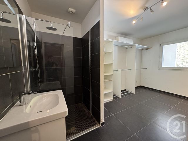 Appartement T3/4 &agrave; louer - 4 pi&egrave;ces - 83,70 m2 - Marseille - 13012 - PROVENCE-ALPES-COTE-D-AZUR