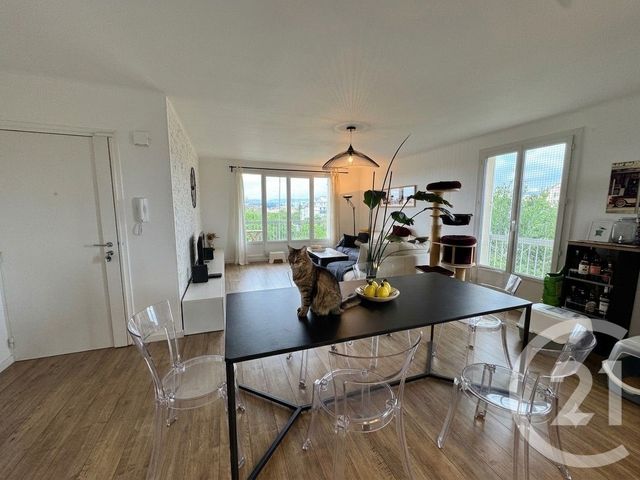 Appartement T3 &agrave; louer - 3 pi&egrave;ces - 70,80 m2 - Marseille - 13004 - PROVENCE-ALPES-COTE-D-AZUR