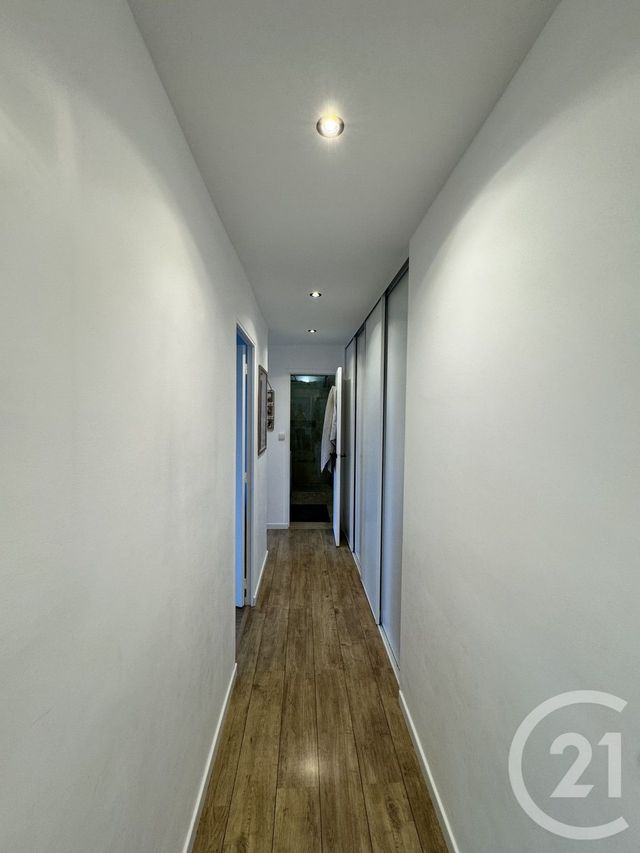 Appartement T3 &agrave; louer - 3 pi&egrave;ces - 70,80 m2 - Marseille - 13004 - PROVENCE-ALPES-COTE-D-AZUR
