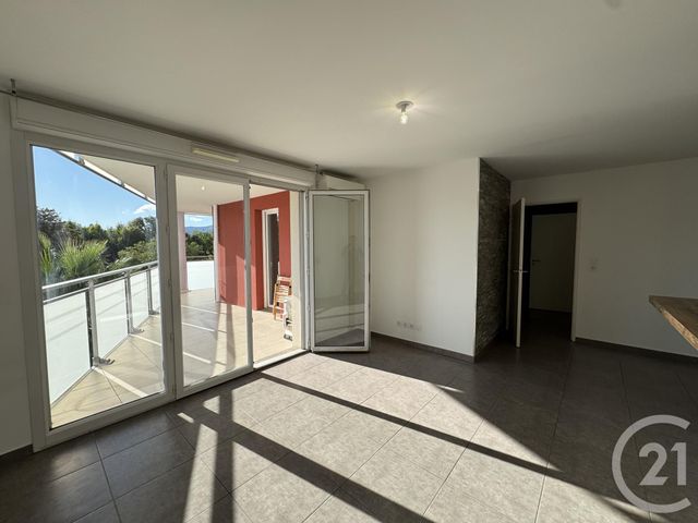 Appartement T3 &agrave; louer - 3 pi&egrave;ces - 60,40 m2 - Marseille - 13012 - PROVENCE-ALPES-COTE-D-AZUR