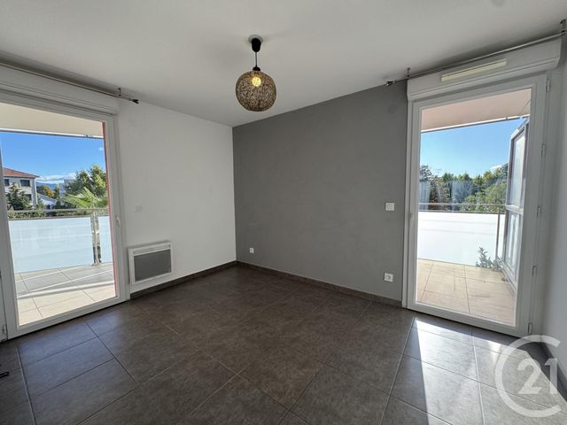 Appartement T3 &agrave; louer - 3 pi&egrave;ces - 60,40 m2 - Marseille - 13012 - PROVENCE-ALPES-COTE-D-AZUR