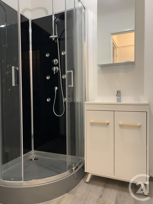 Appartement T1 &agrave; louer - 1 pi&egrave;ce - 19 m2 - Marseille - 13004 - PROVENCE-ALPES-COTE-D-AZUR