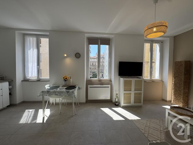 Appartement T2 &agrave; louer - 2 pi&egrave;ces - 40,11 m2 - Marseille - 13003 - PROVENCE-ALPES-COTE-D-AZUR