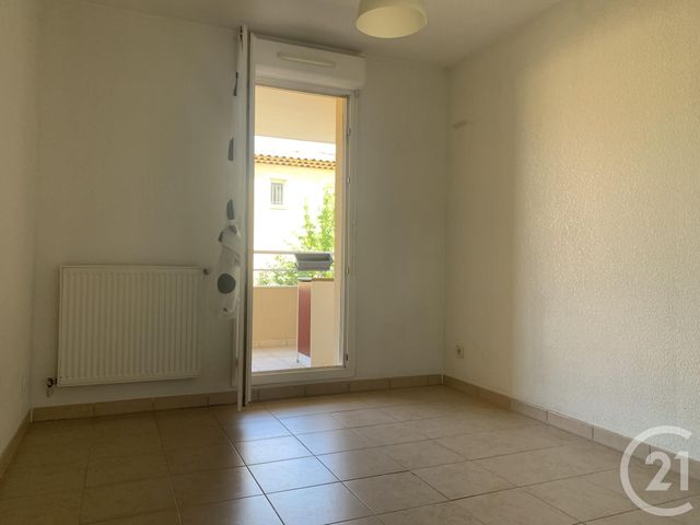 Appartement T2 &agrave; louer - 2 pi&egrave;ces - 45 m2 - Marseille - 13013 - PROVENCE-ALPES-COTE-D-AZUR