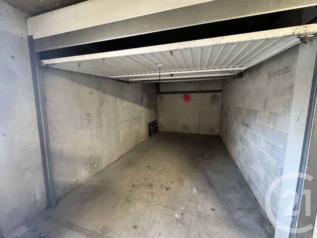 Appartement T2 &agrave; louer - 2 pi&egrave;ces - 45 m2 - Marseille - 13013 - PROVENCE-ALPES-COTE-D-AZUR