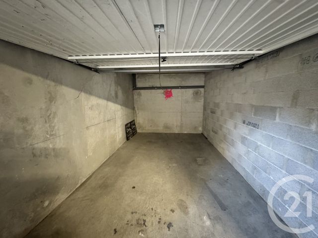 Appartement T2 &agrave; louer - 2 pi&egrave;ces - 45 m2 - Marseille - 13013 - PROVENCE-ALPES-COTE-D-AZUR