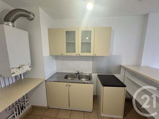 Appartement T2 &agrave; louer - 2 pi&egrave;ces - 45 m2 - Marseille - 13013 - PROVENCE-ALPES-COTE-D-AZUR