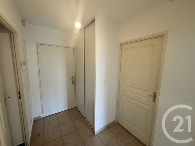 Appartement T2 &agrave; louer - 2 pi&egrave;ces - 45 m2 - Marseille - 13013 - PROVENCE-ALPES-COTE-D-AZUR