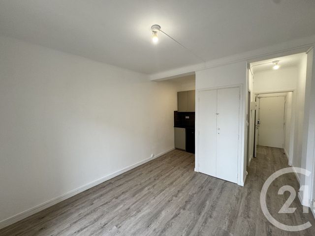 Appartement Studio &agrave; louer - 1 pi&egrave;ce - 22,80 m2 - Marseille - 13005 - PROVENCE-ALPES-COTE-D-AZUR