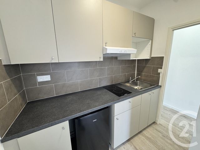 Appartement Studio &agrave; louer - 1 pi&egrave;ce - 22,80 m2 - Marseille - 13005 - PROVENCE-ALPES-COTE-D-AZUR