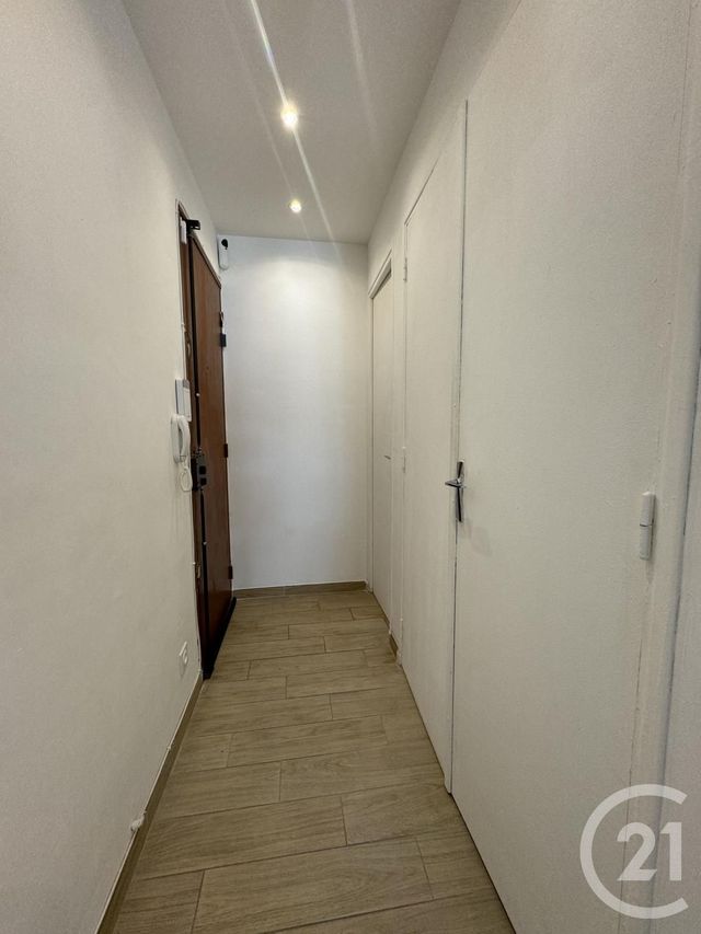 Appartement Studio &agrave; louer - 1 pi&egrave;ce - 27,43 m2 - Marseille - 13004 - PROVENCE-ALPES-COTE-D-AZUR