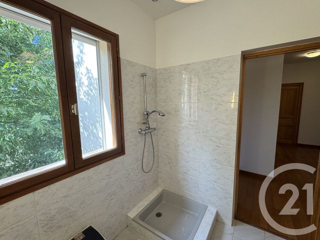 Maison &agrave; louer - 6 pi&egrave;ces - 166,52 m2 - Marseille - 13012 - PROVENCE-ALPES-COTE-D-AZUR
