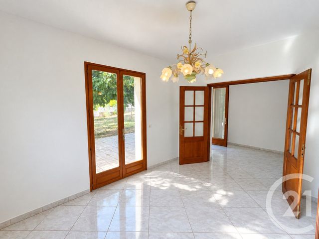 Maison &agrave; louer - 6 pi&egrave;ces - 166,52 m2 - Marseille - 13012 - PROVENCE-ALPES-COTE-D-AZUR