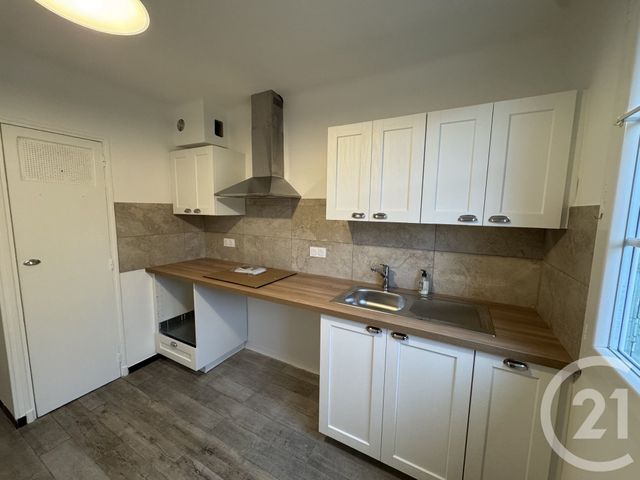 Appartement T3 &agrave; louer - 3 pi&egrave;ces - 58,04 m2 - Marseille - 13012 - PROVENCE-ALPES-COTE-D-AZUR