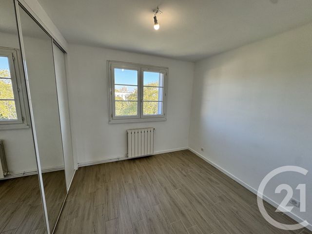 Appartement T3 &agrave; louer - 3 pi&egrave;ces - 64,80 m2 - Marseille - 13012 - PROVENCE-ALPES-COTE-D-AZUR