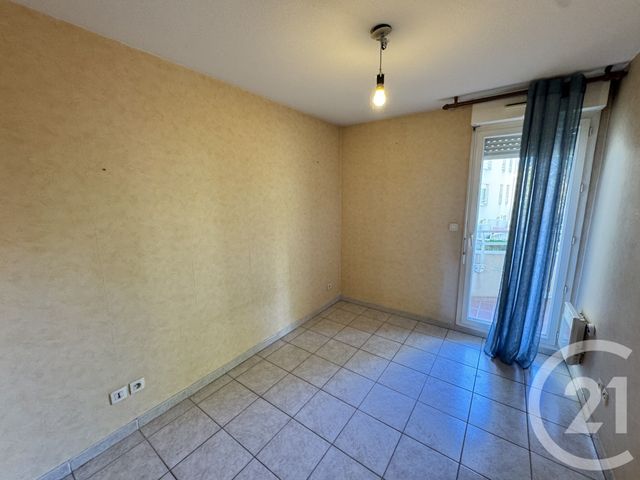 Appartement T2 &agrave; louer - 2 pi&egrave;ces - 53,80 m2 - Marseille - 13006 - PROVENCE-ALPES-COTE-D-AZUR