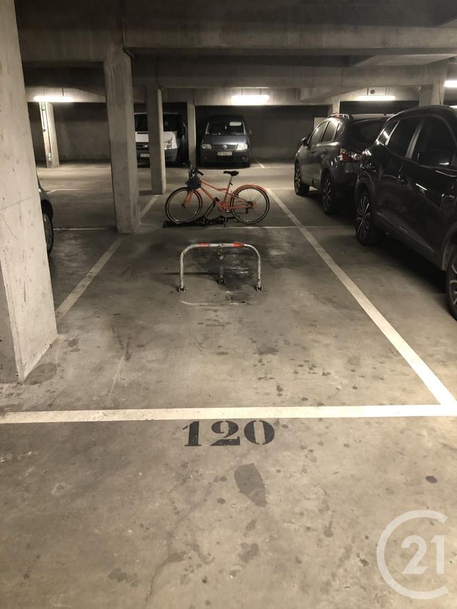 parking - LA PLAINE ST DENIS - 93