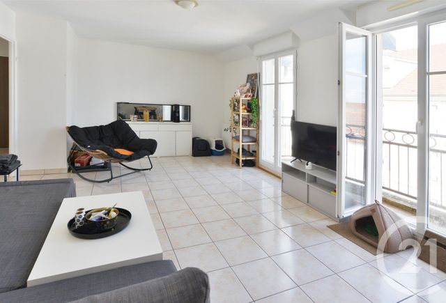Appartement F4 &agrave; vendre - 4 pi&egrave;ces - 64,22 m2 - Montgeron - 91 - ILE-DE-FRANCE