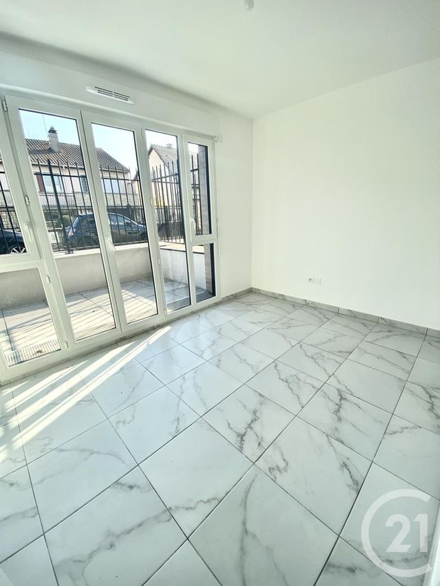 Appartement Local à louer - 1 pièce - 9,12 m2 - Montgeron - 91 - ILE-DE-FRANCE