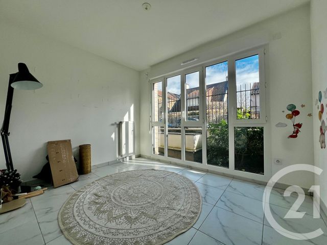 Appartement Local &agrave; louer - 1 pi&egrave;ce - 9,12 m2 - Montgeron - 91 - ILE-DE-FRANCE