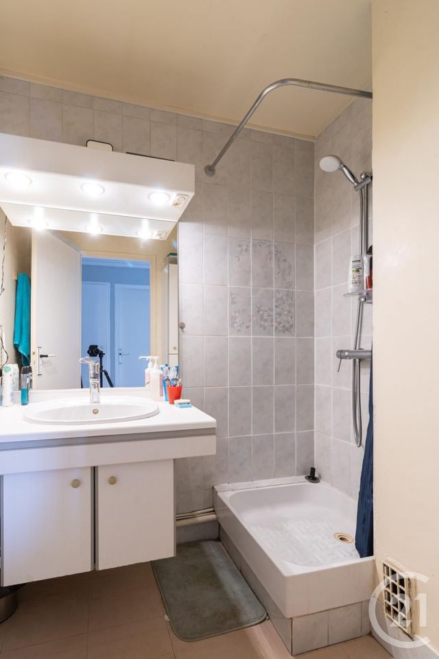 Appartement F2 à vendre - 2 pièces - 44 m2 - Yerres - 91 - ILE-DE-FRANCE