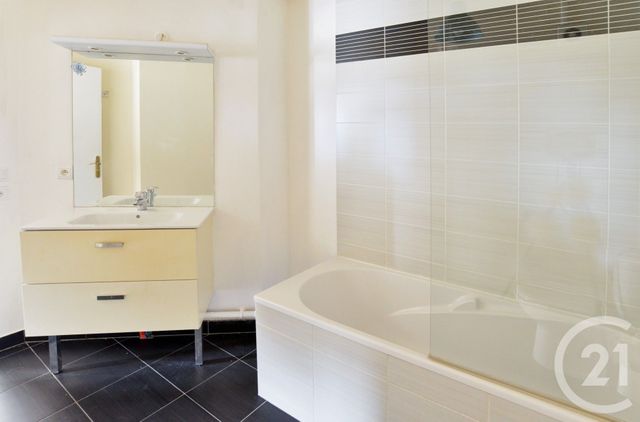 Appartement F2 à vendre - 2 pièces - 42 m2 - Vigneux Sur Seine - 91 - ILE-DE-FRANCE