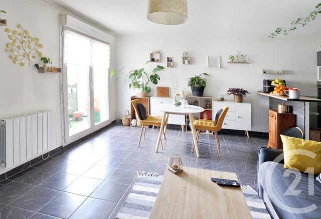 Appartement F2 à vendre - 2 pièces - 43,82 m2 - Vigneux Sur Seine - 91 - ILE-DE-FRANCE