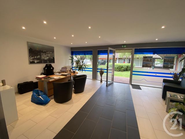 Appartement Local à vendre - 1 pièce - 39,78 m2 - Yerres - 91 - ILE-DE-FRANCE