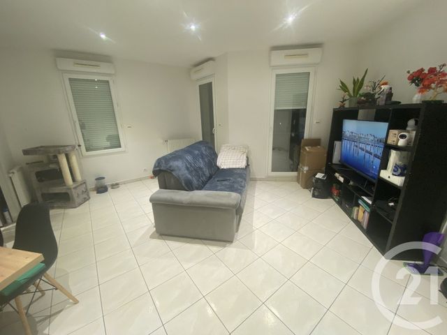 Appartement F3 &agrave; louer - 3 pi&egrave;ces - 60,49 m2 - Draveil - 91 - ILE-DE-FRANCE