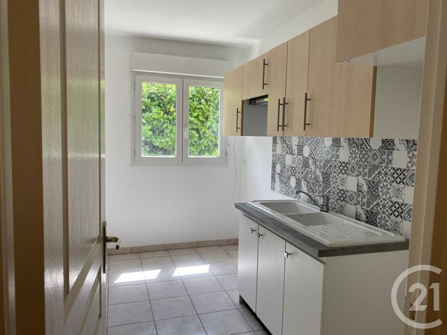 Appartement F2 &agrave; louer - 2 pi&egrave;ces - 47,61 m2 - Brunoy - 91 - ILE-DE-FRANCE