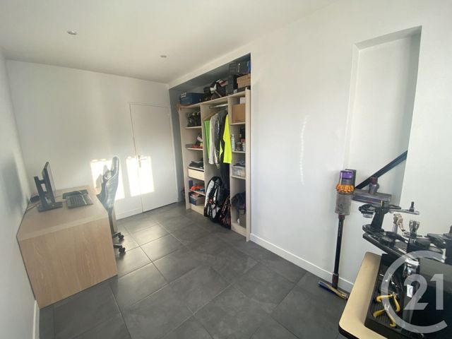 Appartement Duplex &agrave; louer - 4 pi&egrave;ces - 83,50 m2 - Brunoy - 91 - ILE-DE-FRANCE