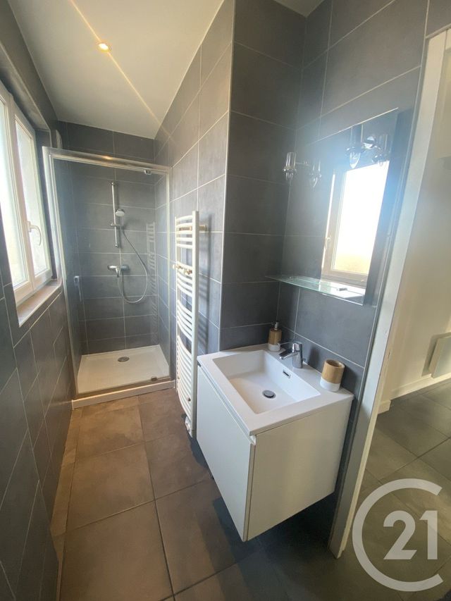 Appartement Duplex &agrave; louer - 4 pi&egrave;ces - 83,50 m2 - Brunoy - 91 - ILE-DE-FRANCE