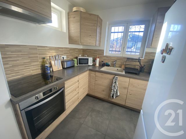 Appartement Duplex &agrave; louer - 4 pi&egrave;ces - 83,50 m2 - Brunoy - 91 - ILE-DE-FRANCE