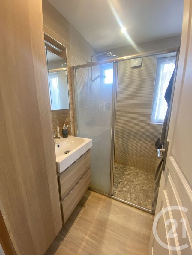 Appartement Duplex &agrave; louer - 4 pi&egrave;ces - 83,50 m2 - Brunoy - 91 - ILE-DE-FRANCE