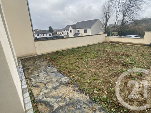 Maison &agrave; louer - 4 pi&egrave;ces - 118,10 m2 - Crosne - 91 - ILE-DE-FRANCE