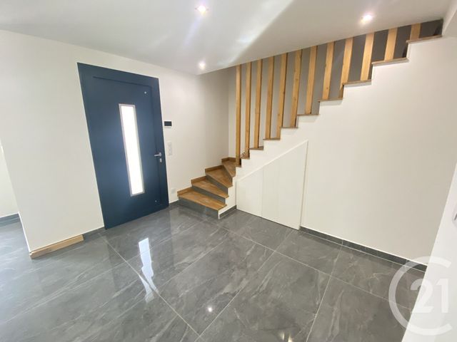 Maison &agrave; louer - 4 pi&egrave;ces - 118,10 m2 - Crosne - 91 - ILE-DE-FRANCE